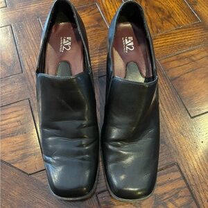 A2 by Aerosoles 91/2 B Moonshot black heals